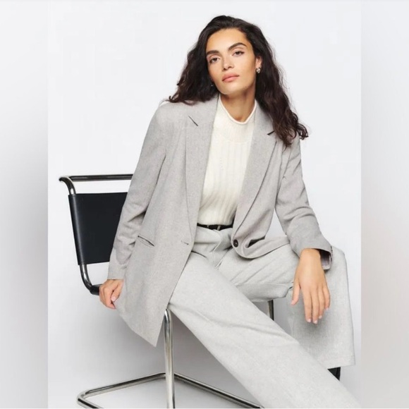 REFORMATION CATRINA BLAZER IN LIGHT GREY - Picture 3 of 9